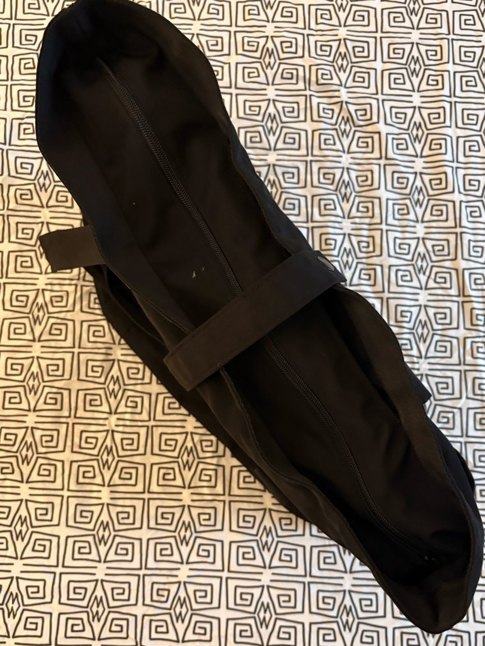BAGSMART Black Everyday Tote Bag - Picture 3 of 4